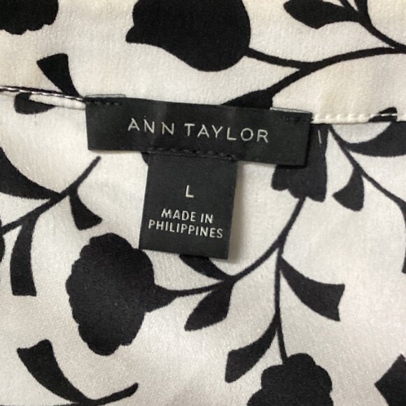 Ann Taylor Black and White Top - Size L - Picture 2 of 3